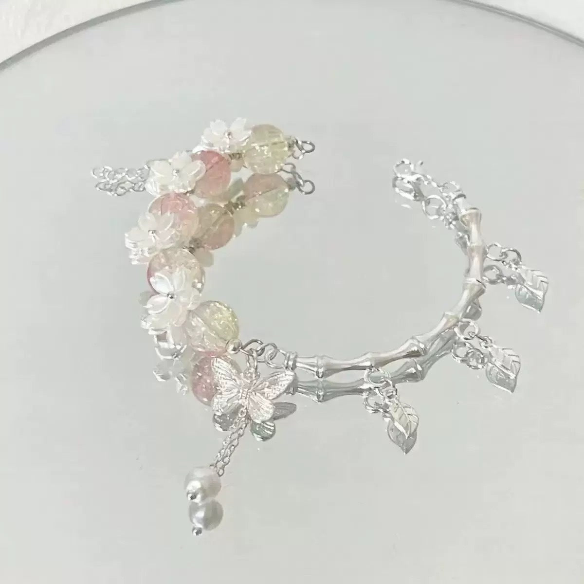 In Stock Wholesale Novel Same Style Beaded Tassel Bracelet Female Special-Interest Design Good-looking Personality Non-Collision Style All-Matching...